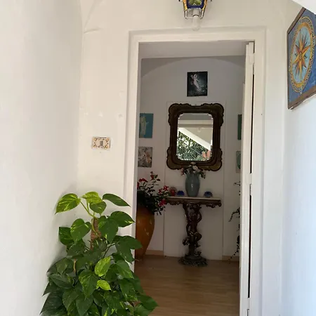 Apartman Eliza Art Capri