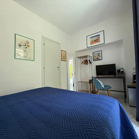 Eliza Art קאפרי